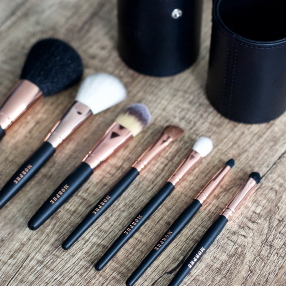 $98 Value!! NEW Morphe Brushes Travel Kit